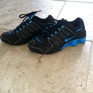 Nike Shox womens gym shoes